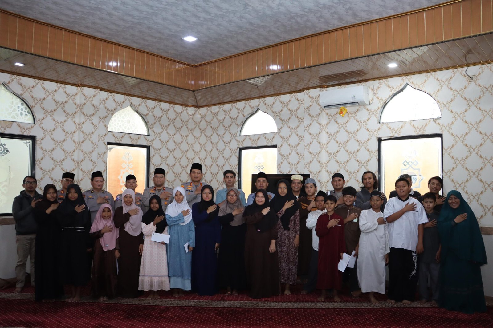 Tebar Kebahagiaan di Bulan Ramadhan, Polres Priok Santuni Anak Yatim dan Buka Puasa Bersama Jurnalis Jakarta Utara