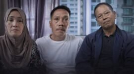 POTRET - (kiri dan tengah) orang tuanya Fandi, serta (kanan) Kesatuan Pelaut Indonesia (KPI), I Dewa Nyoman Budiasa menegaskan bahwa status kapal diduga “Phantom Shipping”. (Foto: Istimewa).