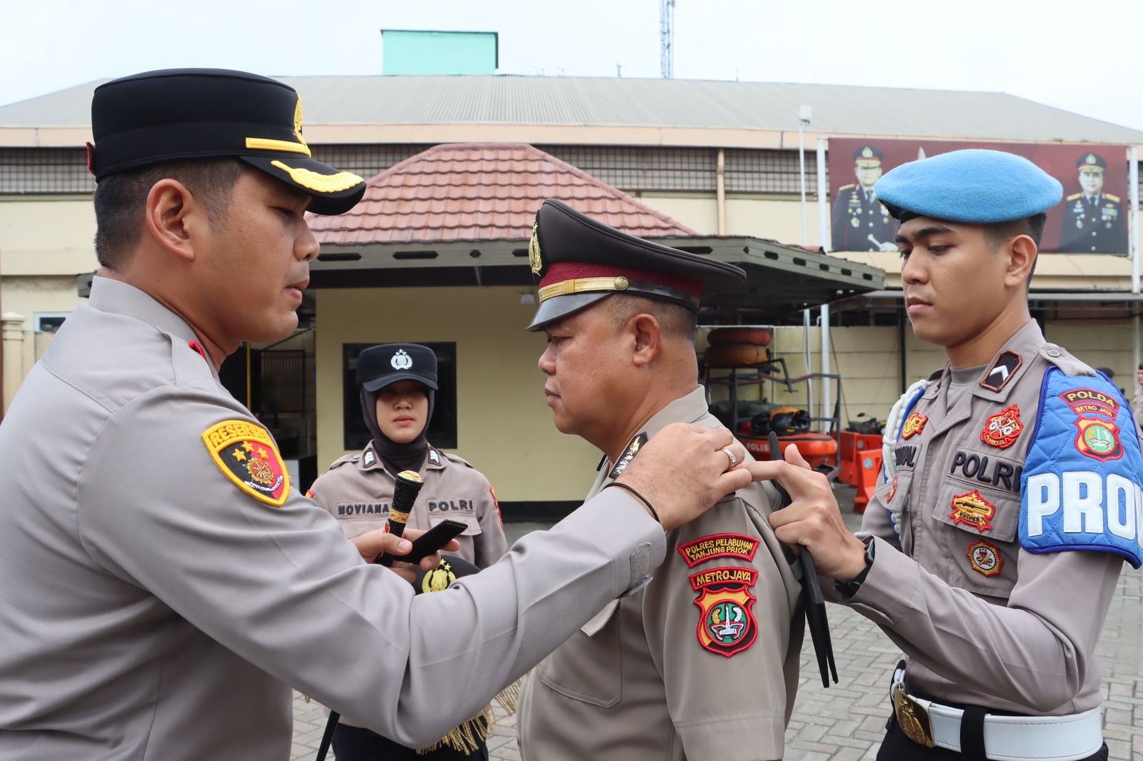 Upacara Kenaikan Pangkat Pengabdian Personel Polres Pelabuhan Tanjung Priok