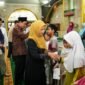 POTRET - bangun kebersamaan di bulan suci ramadan, Iin Mutmainnah dorong sinergi dan silaturahmi dengan warga. (Foto: Istimewa).