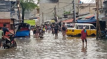 Kedoya Raya Terendam Banjir, Akses Warga Lumpuh