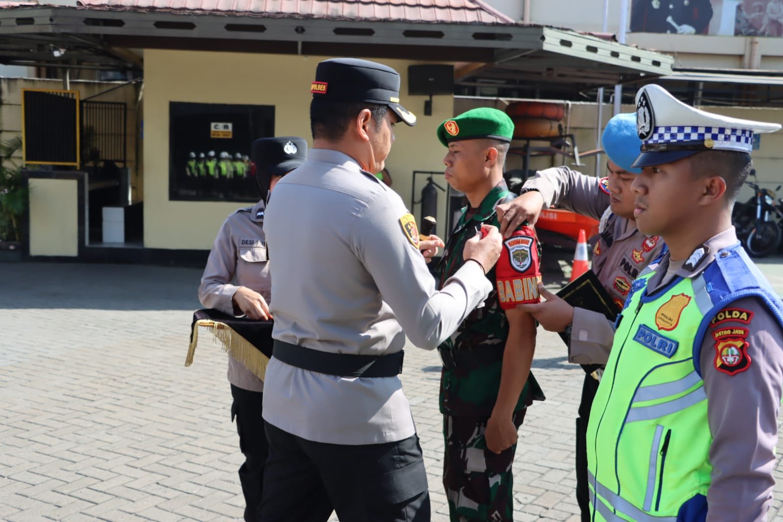 Polres Pelabuhan Tanjung Priok Gelar Apel Pasukan Operasi Ketupat Jaya 2026, Siap Amankan Arus Mudik Lebaran