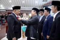Pengambilan sumpah/janji Anggota DPRD PAW sisa masa jabatan 2024–2029 menetapkan sekaligus melantik Hendra Gunawan sebagai anggota DPRD Kota Tangerang menggantikan almarhum H.Nurhadi.
