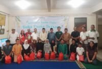 Rangkaian kegiatan Ramadan 1447 H, Pokja WHTR buka puasa bersama dan santunan anak yatim, di sekretariat Pokja WHTR di Jalan Perintis Kemerdekaan No. 38A, Babakan, Kota Tangerang, Rabu (18/03/2026).