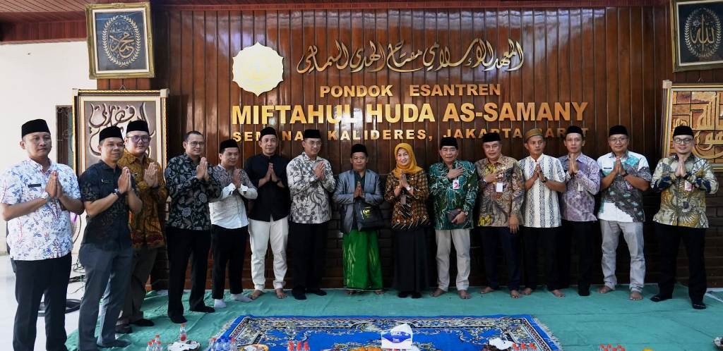 Wali Kota Jakbar Silaturahmi Idulfitri ke Ulama, Perkuat Sinergi dan Kebersamaan