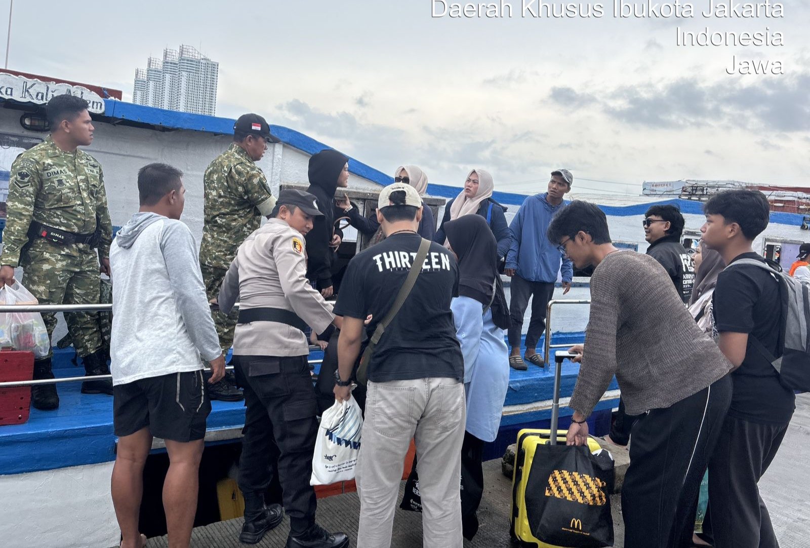 Polres priok, Pengamanan dan Pelayanan Wisatawan di Dermaga Kali Adem Berjalan Lancar dan kondusif