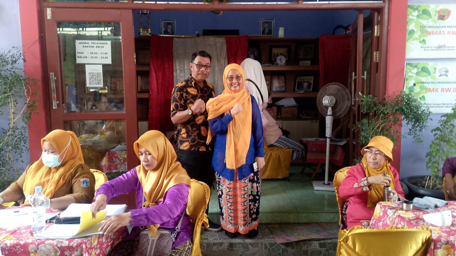 Peringatan Hari Kartini di Sekretariat RW 09 Semper Barat Berlangsung Meriah, Warga Antusias Ikuti Pemeriksaan Kesehatan