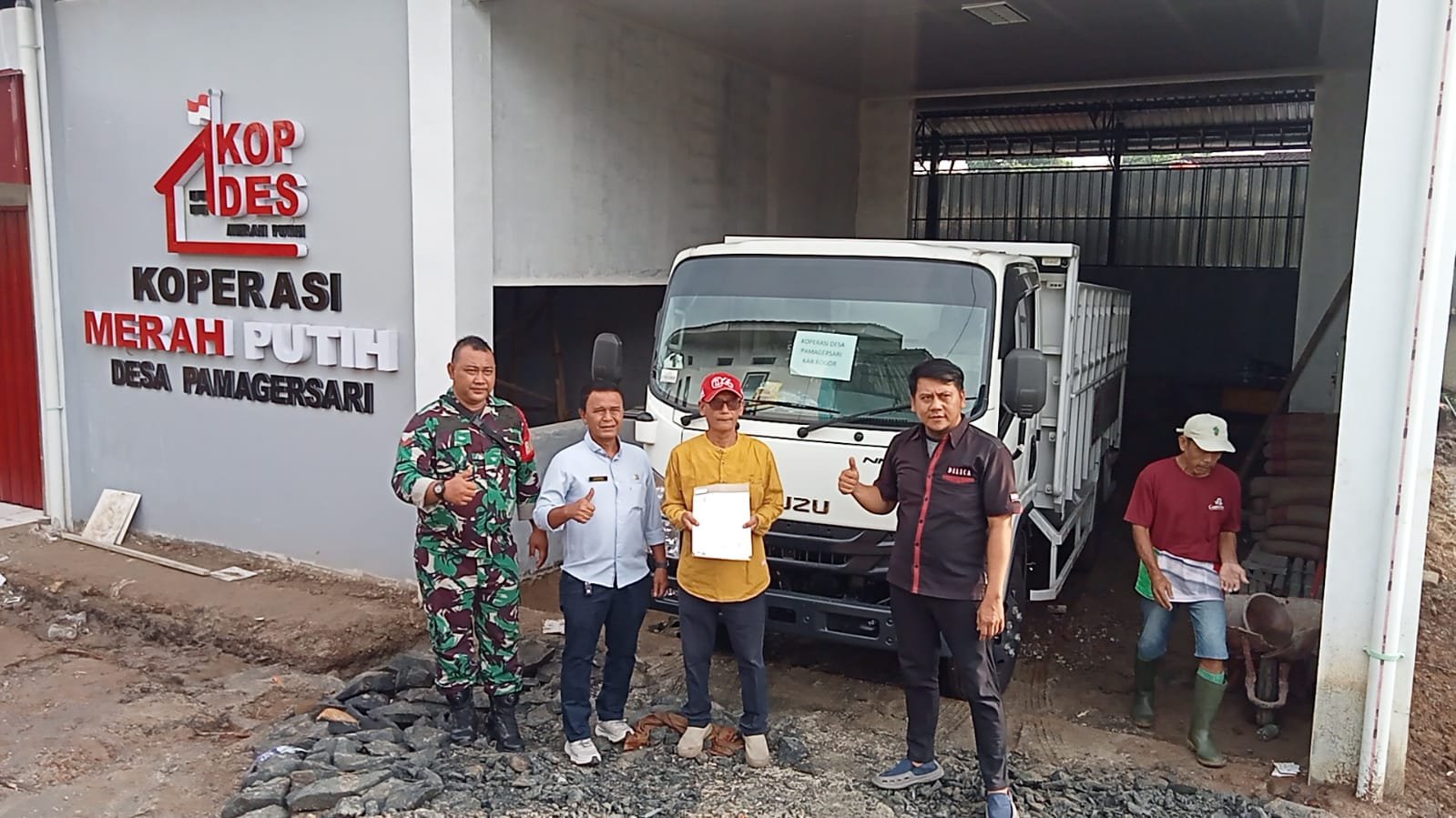 Dapat Bantuan Mobil Operasional, Koperasi Merah Putih Desa Pamagersari Ucapkan Terima Kasih ke Pemerintah