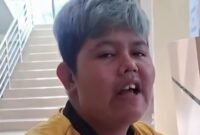 POTRET - Influencer Disabilitas, Badru Kepiting menjadi korban penjambretan di Bandar Lampung. (Foto: Tangkapan Layar/Ist).