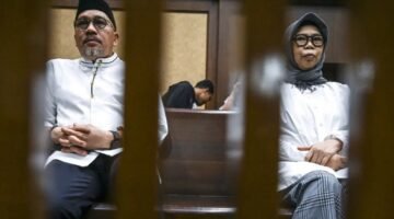 Hakim Beberkan Kerugian Rp2,18 Triliun, Dua Eks Pejabat Kemendikbudristek Dipenjara