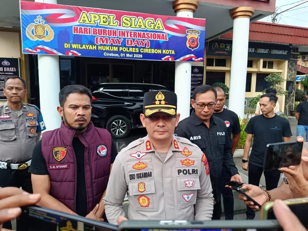 Polisi Tangkap Wanita Pembawa Puluhan Ribu Obat Keras Ilegal