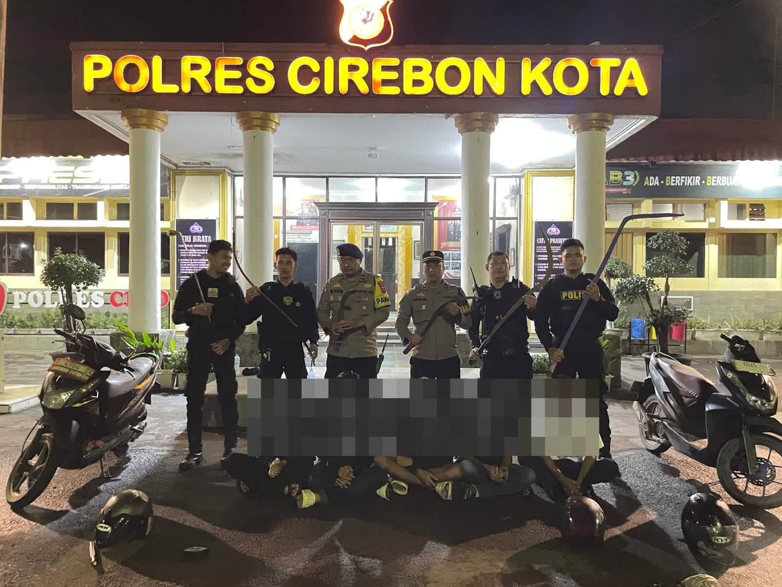 Polisi Gagalkan Tawuran Bersenjata di Kesambi