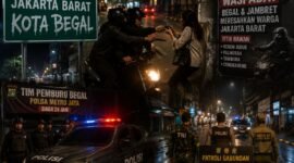 POTRET - maraknya aksi begal, jambret, hingga kejahatan jalanan dalam beberapa pekan terakhir membuat masyarakat resah. (Foto: Ilustrasi).