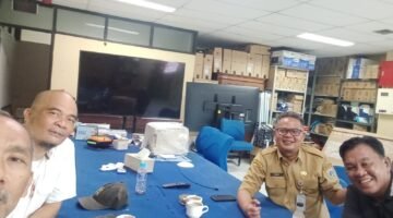Pererat Kebersamaan dan Komunikasi, Tokoh Sukapura Jalin Silaturahmi di Ruang Kerja Kabag Umum