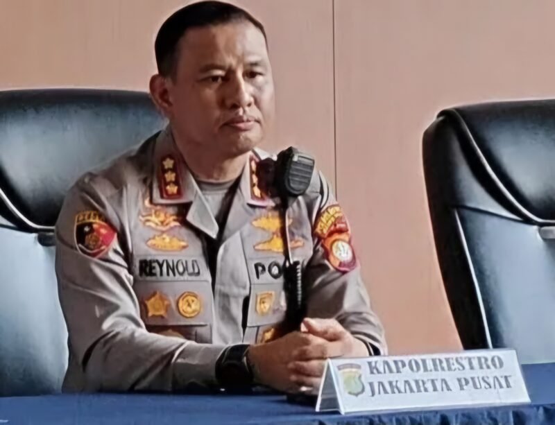 POTRET - Kapolres Metro Jakarta Pusat, Kombes Pol Reynol EP Hutagalung mengungkap motif di balik 3 karyawan disekap. (Foto: Istimewa).