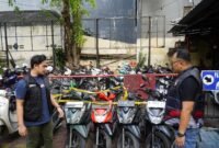 POTRET - Polsek Tambora berhasil ringkus penjahat spesialis Curanmor Kambuhan. (Foto: Istimewa).
