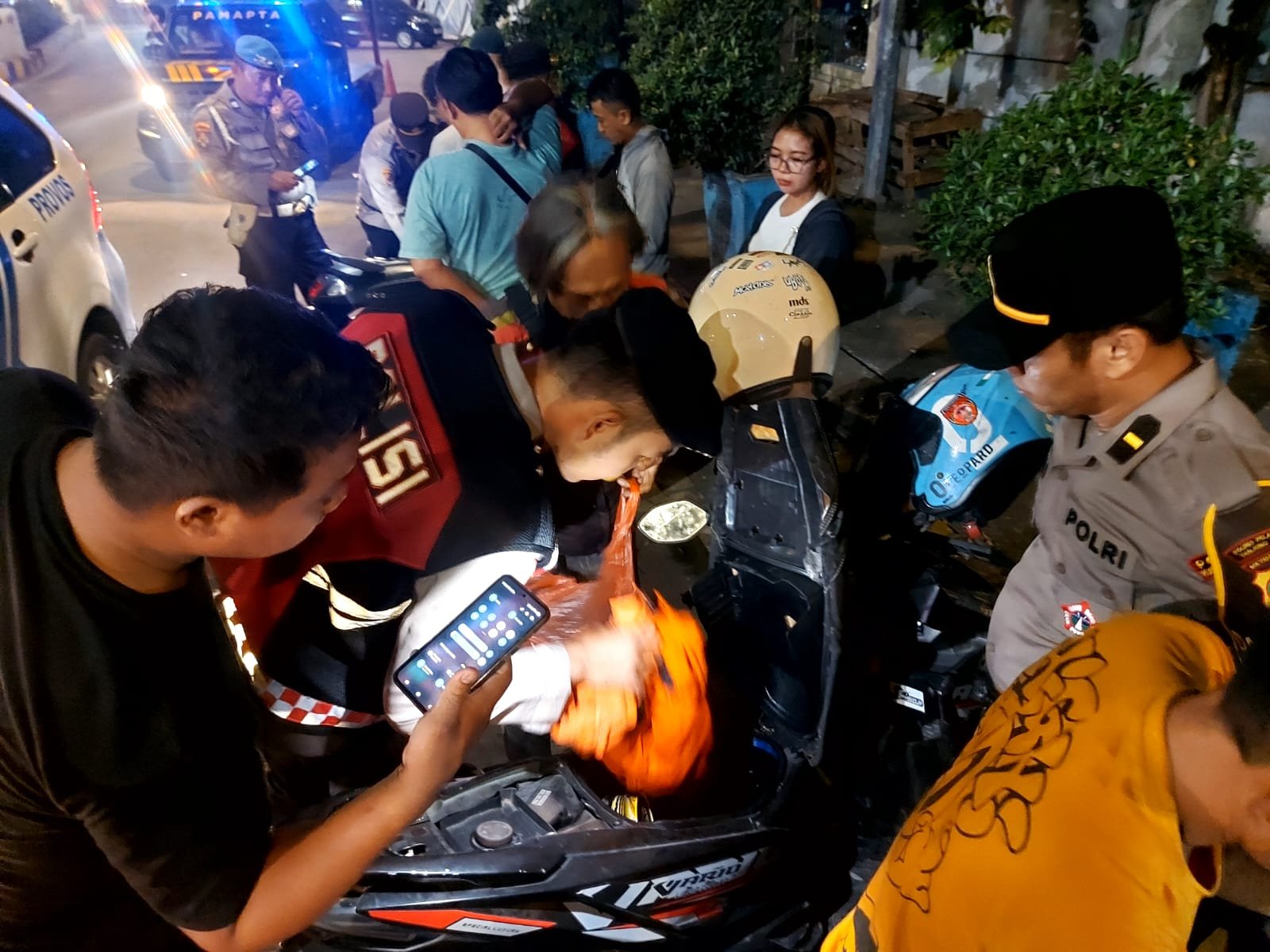 Jaga Jakarta Jaga Priok, Patroli Cipta Kondisi Polres Pelabuhan Tanjung Priok Perkuat Kamtibmas dan Antisipasi Kejahatan Jalanan