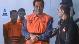 POTRET - Bupati Muara Enim dan tiga tersangka kasus suap resmi ditahan KPK. (Foto: Istimewa).
