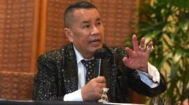 POTRET - Hotman Paris siap mendampingi Raffi Ahmad usai namanya muncul di sidang kasus Blueray Cargo. (Foto: Istimewa).
