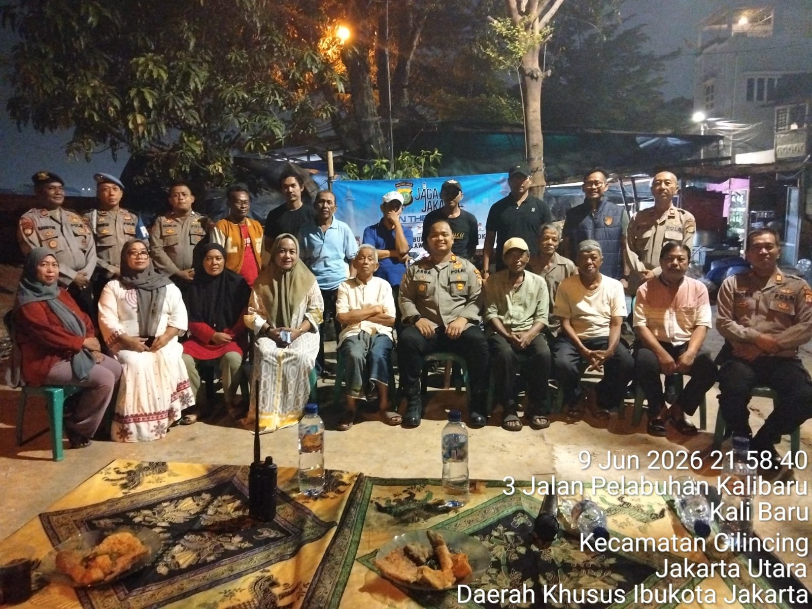 Jaga Jakarta On The Spot, Kapolsek Kalibaru Ajak Warga Aktif Jaga Keamanan Lingkungan