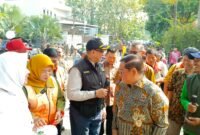 POTRET - Pramono Anung mengapresiasi pengelolaan sampah berbasis masyarakat di RW 07 Joglo, dan siap dikembangkan ke skala besar. (Foto: Istimewa).
