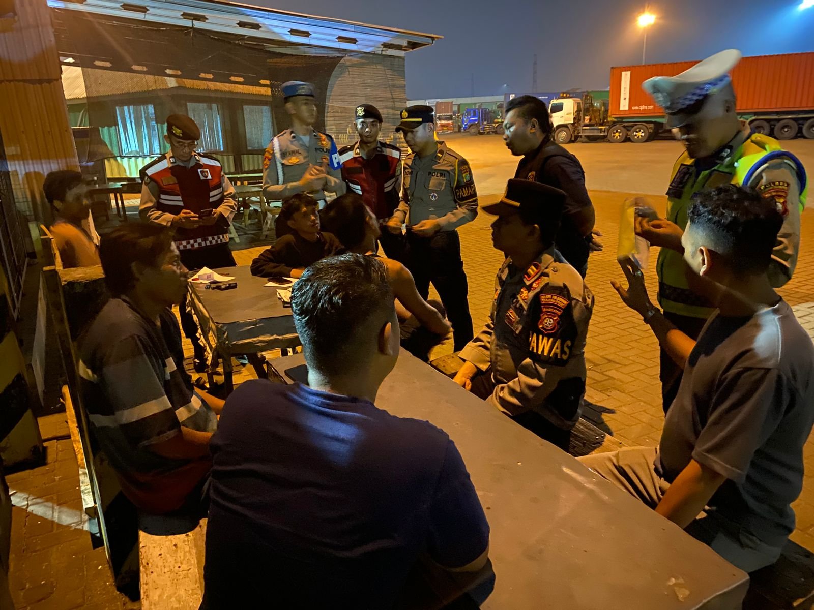 Patroli Cipta Kondisi Polres Pelabuhan Tanjung Priok Jaga Stabilitas Kamtibmas, Situasi Wilayah Tetap Aman dan Kondusif