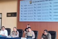 POTRET - Polisi mengungkap momen 3 karyawan percetakan di Jakpus disekap selama 21 hari tanpa diberi makan. (Foto: Istimewa).
