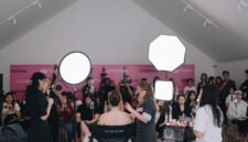 POTRET - Jennyhouse bersama dua mitra strategisnya yakni CJ-Studio dan Brand Makeover memperkuat kolaborasi dengan mendorong pengembangan industri kecantikan. (Foto: Istimewa).