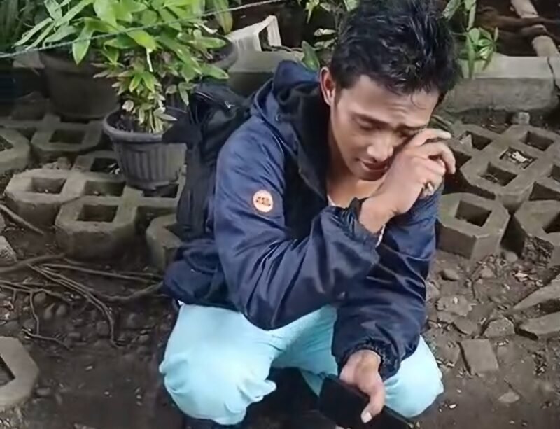 POTRET - seorang pemotor, Muhamad Kholis Fiqih (29) harus kehilanhan sepeda motornya lantaran jadi korban kejahatan. (Foto: Suara Realitas/Zapong).