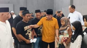 Semangat Muharram, Karang Taruna Desa Sukawali Salurkan Santunan Anak Yatim-Piatu Melalui “Sukawali Berbagi”
