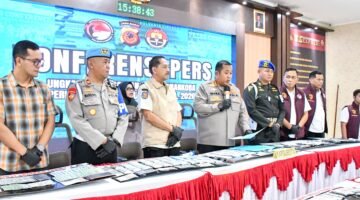 Satresnarkoba Polresta Cirebon Bongkar 26 Kasus, Sita Sabu, Tembakau Sintetis, dan Ribuan Pil Terlarang