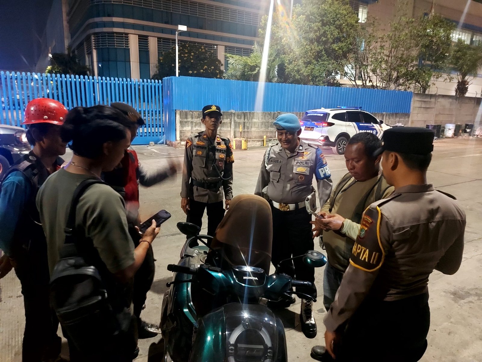 Patroli Cipta Kondisi JJOS Polres Pelabuhan Tanjung Priok Perkuat Pengamanan Kawasan Pelabuhan, Situasi Kamtibmas Tetap Aman dan Kondusif