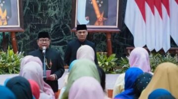 Gubernur DKI Lantik 239 Pejabat Fungsional di Lingkungan Pemprov DKI