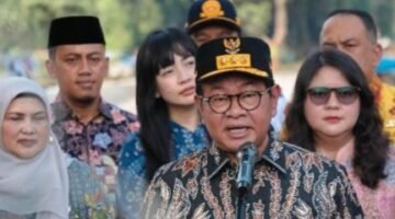 Gubernur Pramono Tinjau Pembangunan Sarpras Kali Grogol Segmen Kemanggisan