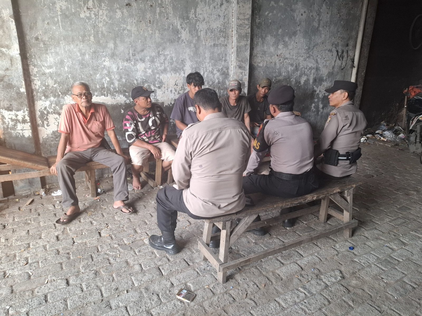 Program ‘Jaga Jakarta On The Spot’ di Pelabuhan Kalibaru, Polsek Kawasan Kalibaru Perkuat Sinergi dengan Pekerja demi Wujudkan Kamtibmas Kondusif