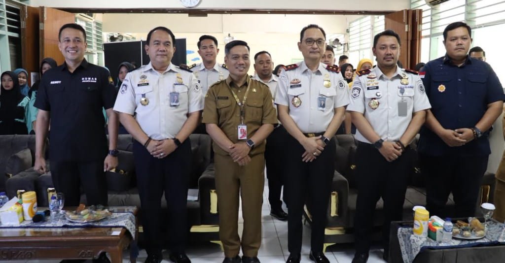 Lewat PIMPASA Goes To School, Imigrasi Jakbar Edukasi Bahaya TPPO dan TPPM kepada Siswa Baru SMKN 11 Jakarta