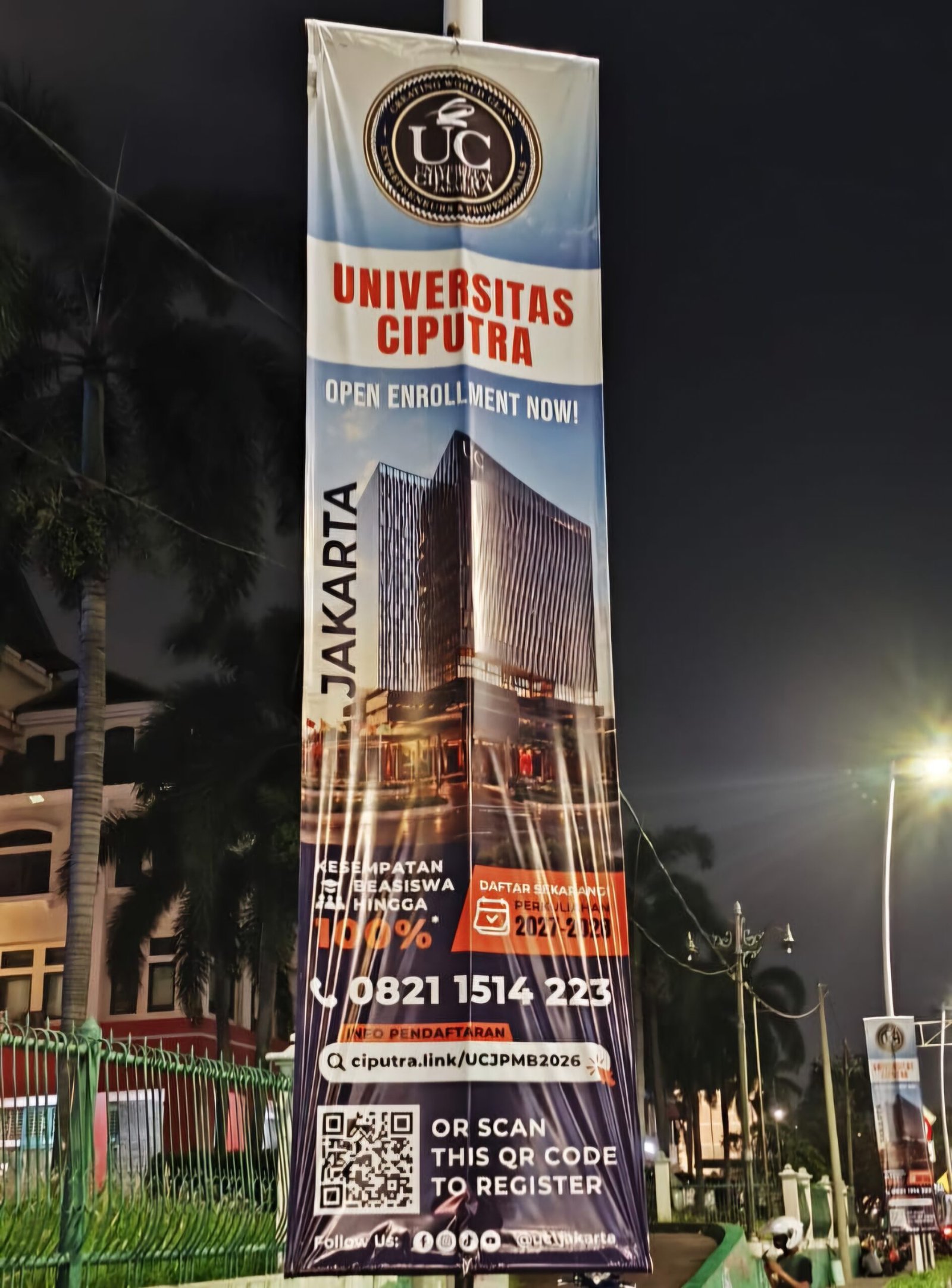 Diduga Tak Berizin dan Belum Bayar Pajak, Sedikitnya 10 Umbul-umbul Promosi Berdiri di Tiga Lokasi