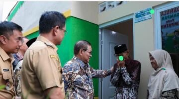 Gubernur DKI Apresiasi Baznas dan Swasta Perbaiki Rumah Warga Terdampak Kebakaran