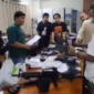Foto: Penemuan ratusan senjata, narkotika, dan berbagai barang terlarang di sebuah sekolah swasta di Jakarta Selatan. (Beritasatu.com).