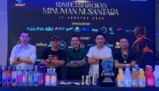 Para pengurus Banten Beverage Community : Pak Bambang, Aphep, Arka, Pay, dan Suko