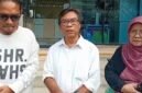 Tim Kuasa hukum dari YNN LawFirm, Yohan, SH dan Ir. Irna Rudiana, SH, MH, Msi saat dampingi Ageng Suseno