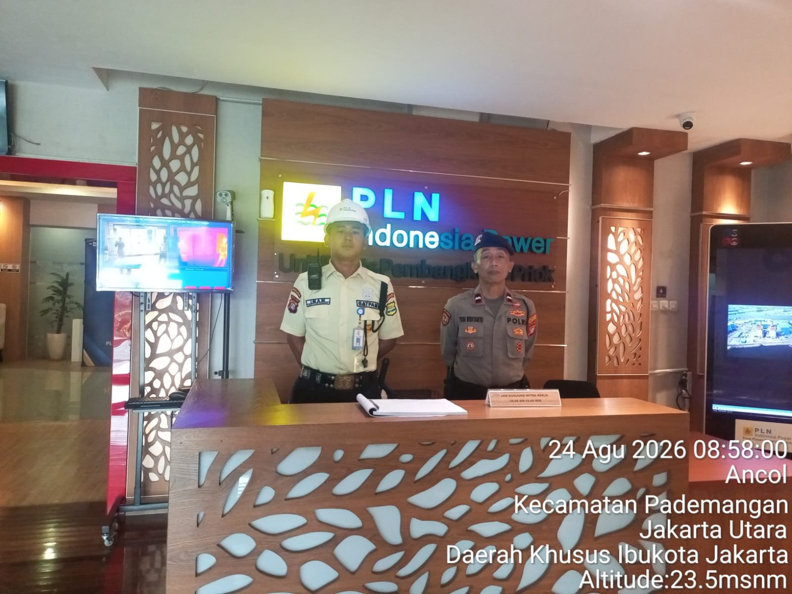 Tingkatkan Keamanan, Unit Pam Obvit Polres Pelabuhan Tanjung Priok Laksanakan Patroli di Area PT PLN Indonesia Power UBP Priok