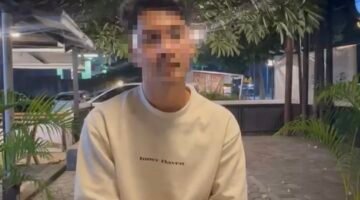 Foto: Konsumen Arizu Berkah Mobilindo, Indra warga asal Cirebon, Jawa Barat. 