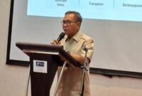 POTRET - Bupati Halmahera Tengah, Dr. Ir. Ikram M. Sangadji, M.Si saat menyampaikan kesiapan untuk mendukung investasi strategis dalam pengembangan kawasan lumbung pangan terpadu di Maluku Utara. (Foto: Ekslusif Suara Realitas/Za).