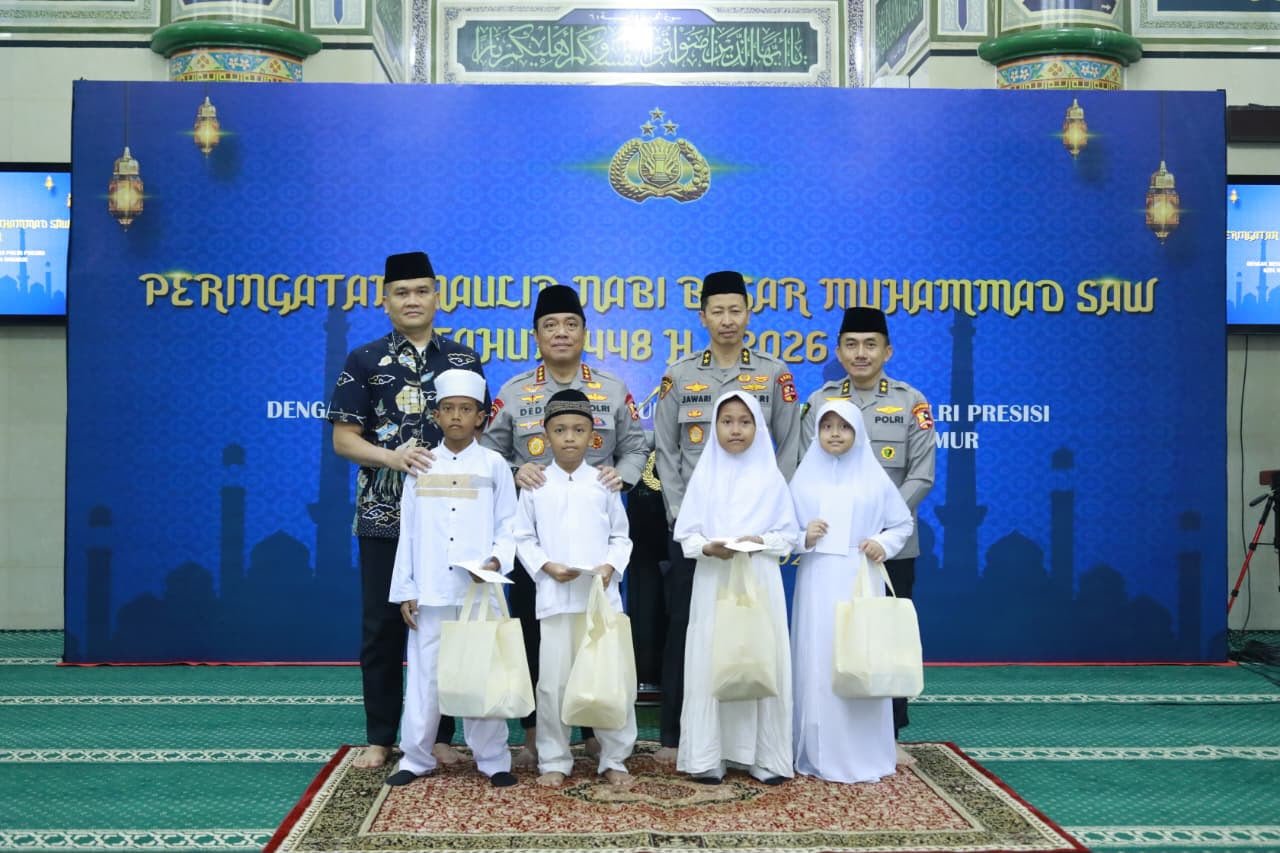 Maulid Nabi di Masjid Al-Ikhlas, Wakapolri Ajak Doa Bersama untuk Keselamatan Negeri