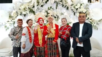 Farisha Puteri Nandita dan Edwin Hermawan Mengikat Janji Suci Pernikahan