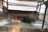 POTRET - pembangunan inrit Kali Gendong dan Rumah 3 Lantai di Jatipulo disorot, warga pertanyakan pengawasan Pemkot Jakbar. (Foto: Istimewa).