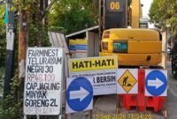 POTRET - PAM Jaya sedang membangun Jaringan Perpipaan SPAM di sepanjang Jalan Malaka - Rorotan, Jakarta Utara. (Foto: Istimewa).