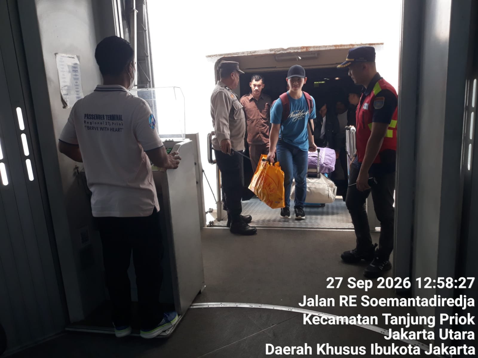 Polres Pelabuhan Tanjung Priok Amankan Debarkasi 479 Penumpang KM Tidar dari Kijang