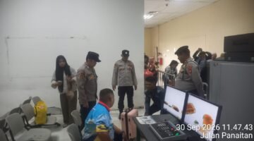 Pelayanan dan Pengamanan Debarkasi KM Bukit Raya di Pelabuhan Tanjung Priok Berlangsung Aman dan Lancar